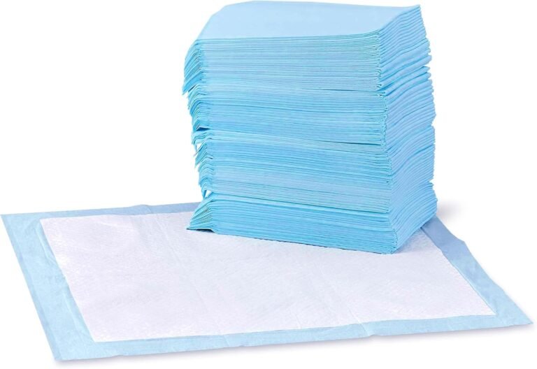 Amazon Basics Dog and Puppy Pads, Leak-Proof 5-Layer Pee Pads with Quick-Dry Surface for Potty Training, Regular (22 x 22 Inches) - Pack of 100
